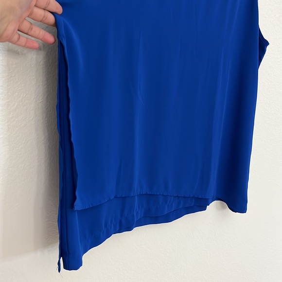 Chicos Womans Royal Blue Layered Look asymmetrical look Sleeveless Top Sz 3 - Picture 3 of 9